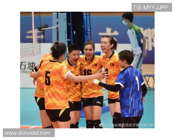 重庆排球队配合问题引发热议球迷对战术和默契的不同看法 重庆排球队配合问题引发热议球迷对战术和默契的不同看法